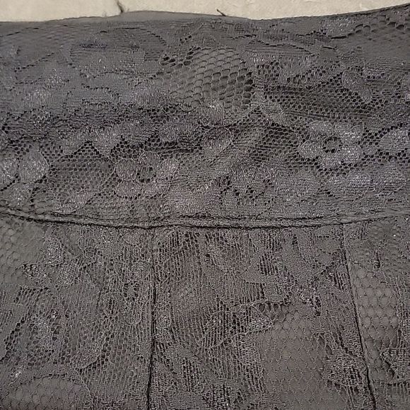 Sans Souci Black Lace Mini Shorts - Picture 6 of 6